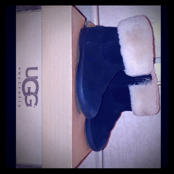 UGG Other - Ugg GIRLS TODDLERS JORIE II BOOT 🖤🖤🖤